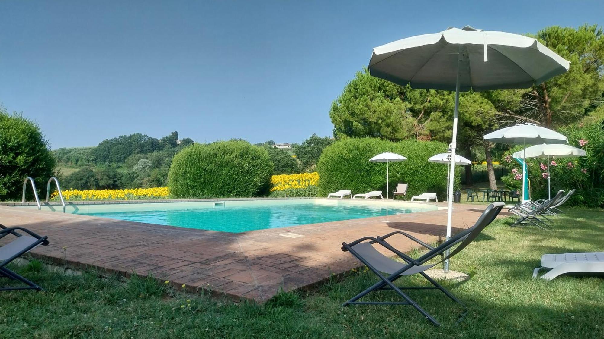 Вилла Il Borghetto Тоди Экстерьер фото